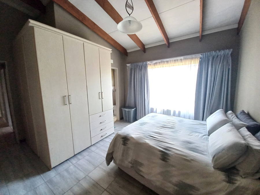 3 Bedroom Property for Sale in Waterval East North West